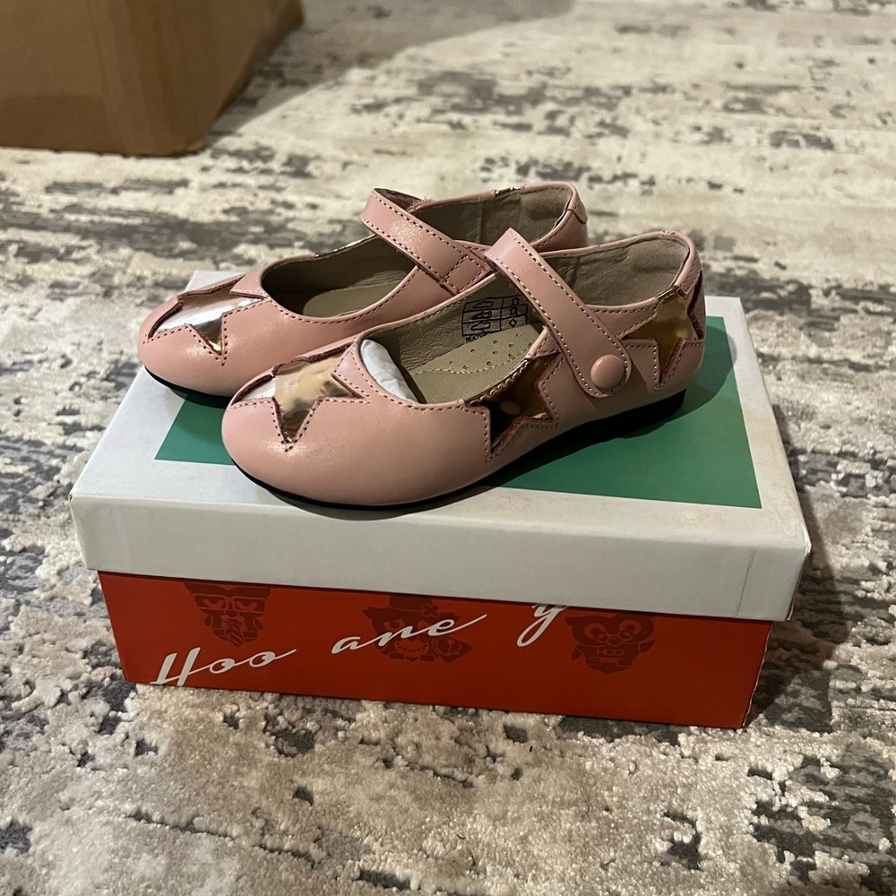 NIB HOO Pink Hoova Star Mary Jane Flats Size 8 US / 25 EU $76